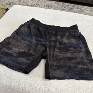 Lululemon Black/Blue/Grey Camo Liner-less Pace Breaker Shorts, 9” inseam